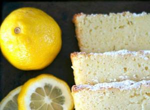 Творожный кекс с лимоном и изюмом