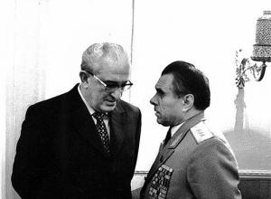 Горбачев поломал жизнь брежневым Супруги щёлоковы